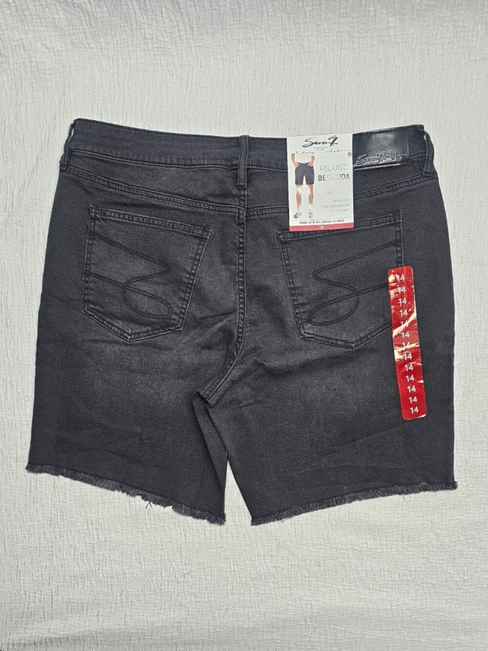 Seven7 Women's Mid Rise Relaxed Bermuda Jean Short Black - Picture 2 of 4